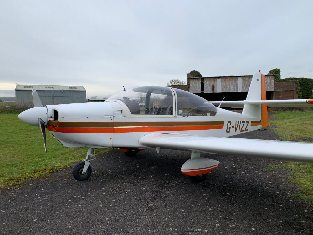 https://flightlineaviation.co.uk/wp-content/uploads/2023/11/listing_47_2.jpeg